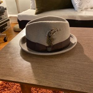 Brixton short brim fedora w feather band 6 3/4 worn just once